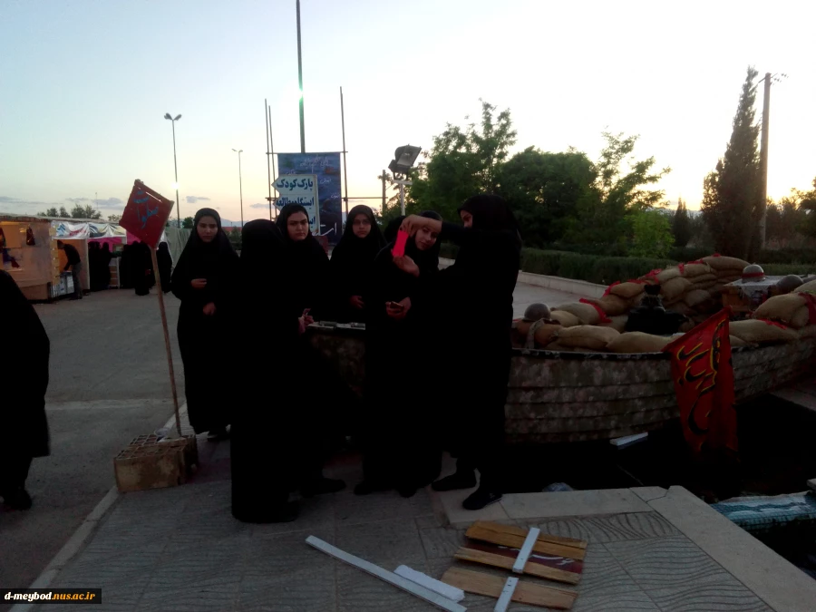 شرکت در نماز جماعت مصلا،بعداز افتتاحیه نمایشگاه شهدا 2