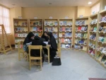 بازدید دانشجویان از کتابخانه مرکزی میبد 4