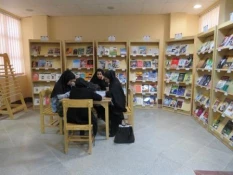 بازدید دانشجویان از کتابخانه مرکزی میبد 4