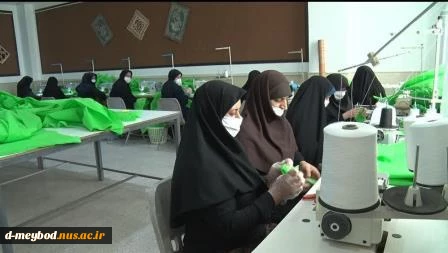 مشارکت آموزشکده فنی دختران میبد در تولید لباسهای بیمارستانی 3