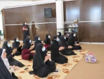برگزاری مراسم مولود خوانی به مناسبت ولادت با سعادت دخت نبی اکرم وبزرگداشت مقام زن ومادر در آموزشکده فنی دختران میبد 2