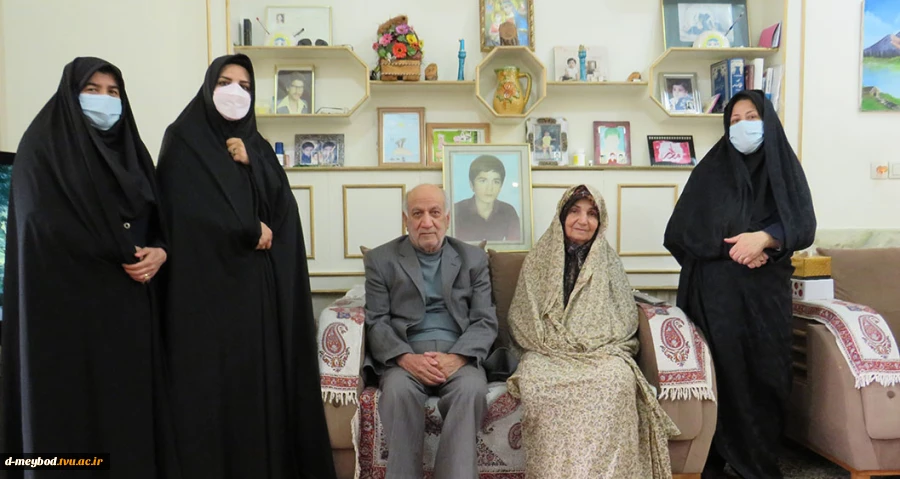 دیدار با خانواده شهید محمد رضا علمچی شهید 14 ساله شهرستان میبد در آستانه بزرگداشت روز شهدا وعید مبعث 2