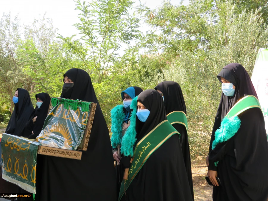 برگزاری مراسمی با حضور خادمیاران حرم علی بن موسی الرضا در آموزشکده فنی دختران میبد 3