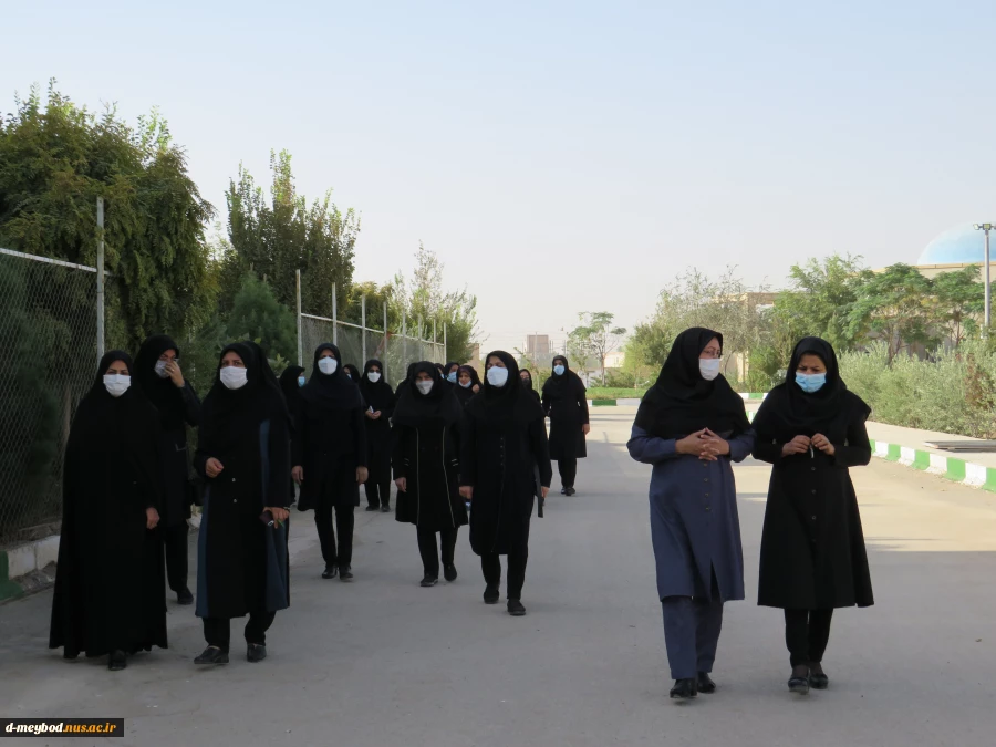 برگزاری پیاده روی نمادین  کارکنان   آموزشکده فنی دختران میبد به مناسبت اربعین حسینی  5