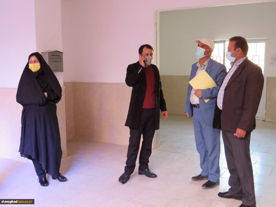 بازدید سرزده دکتر عندلیب رئیس دانشگاه فنی استان از آموزشکده فنی دختران میبد 6
