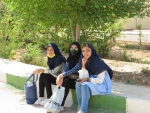 حضور پرشور دانشجویان بومی وغیر بومی در آموزشکده فنی دختران میبد 8