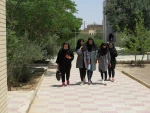 حضور پرشور دانشجویان بومی وغیر بومی در آموزشکده فنی دختران میبد 11