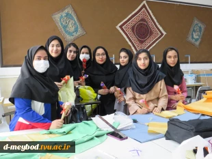 خوش آمد گویی به دانشجویان در اولین هفته حضور دانشجویان بومی وغیر بومی در کنار هم در آموزشکده فنی دختران میبد 5