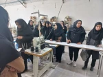 بازدید دانشجویان رشته طراحی ودوخت ازواحد تولیدی صدرا جامعه اردکان 5