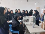 بازدید دانشجویان رشته طراحی ودوخت ازواحد تولیدی صدرا جامعه اردکان 6
