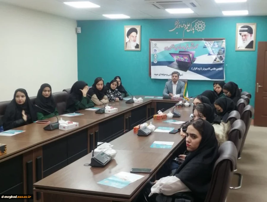 برگزاری اردوی علمی یک روزه ی  بازدید از پارک علم و فناوری یزد 4