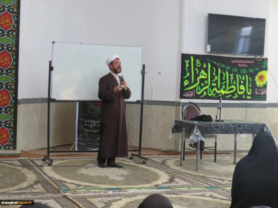 برگزاری مراسم سوگواری به مناسبت شهادت حضرت زهرا (س) در اموزشکده فنی دختران میبد 2