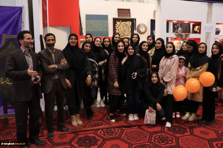 حضور پررنگ آموزشکده فنی دختران میبد در نمایشگاه پژوهش سال ۱۴۰۲ 7