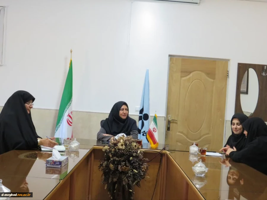 برگزاری جلسه با مشاوران آموزشکده فنی دختران میبد 5