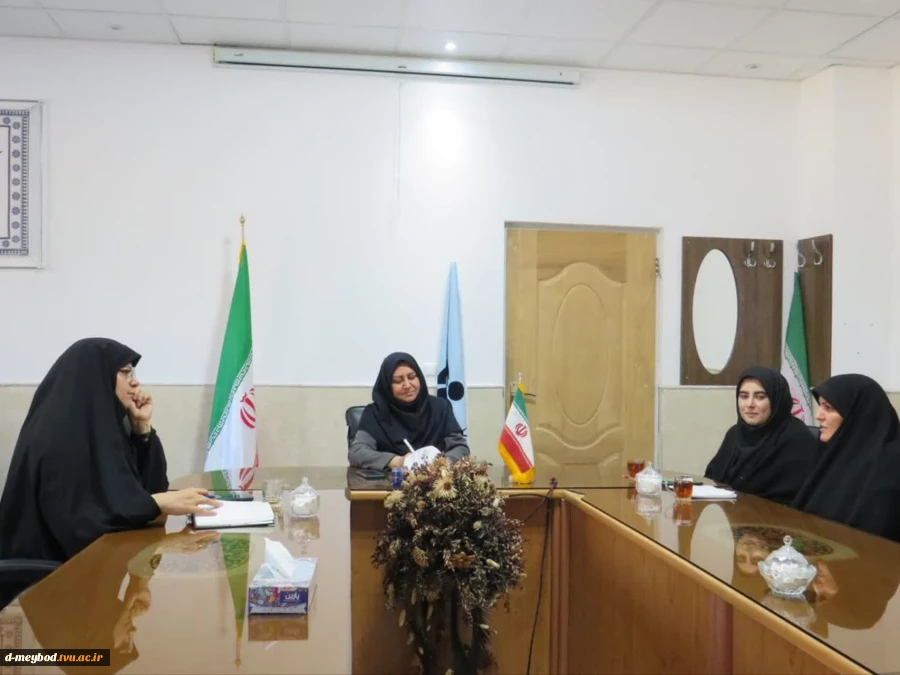 برگزاری جلسه با مشاوران آموزشکده فنی دختران میبد 6
