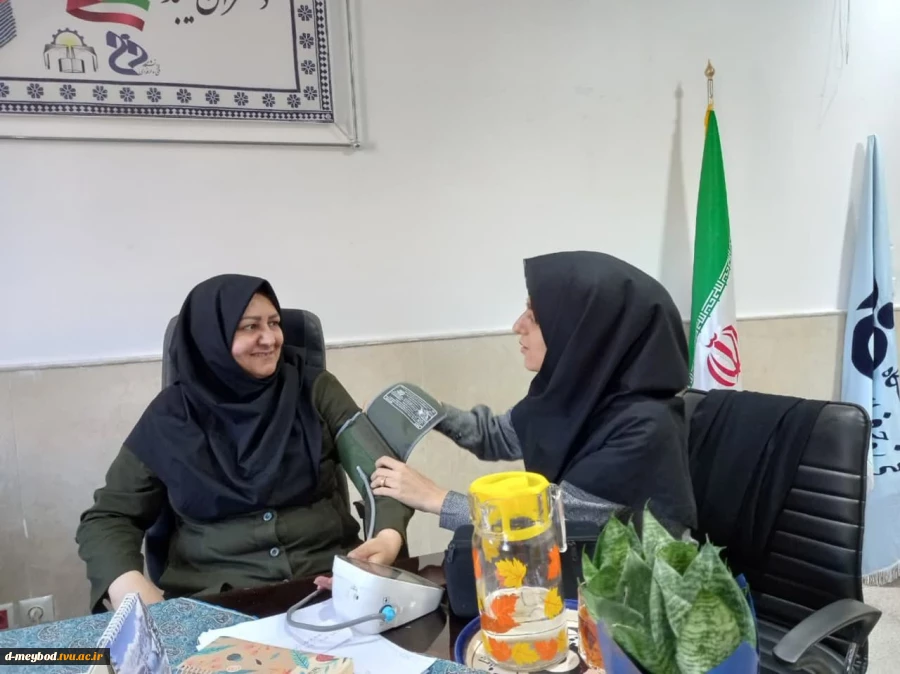 پویش غربالگری فاشر خون وقند حون در آموزشکده فنی دختران میبد 2