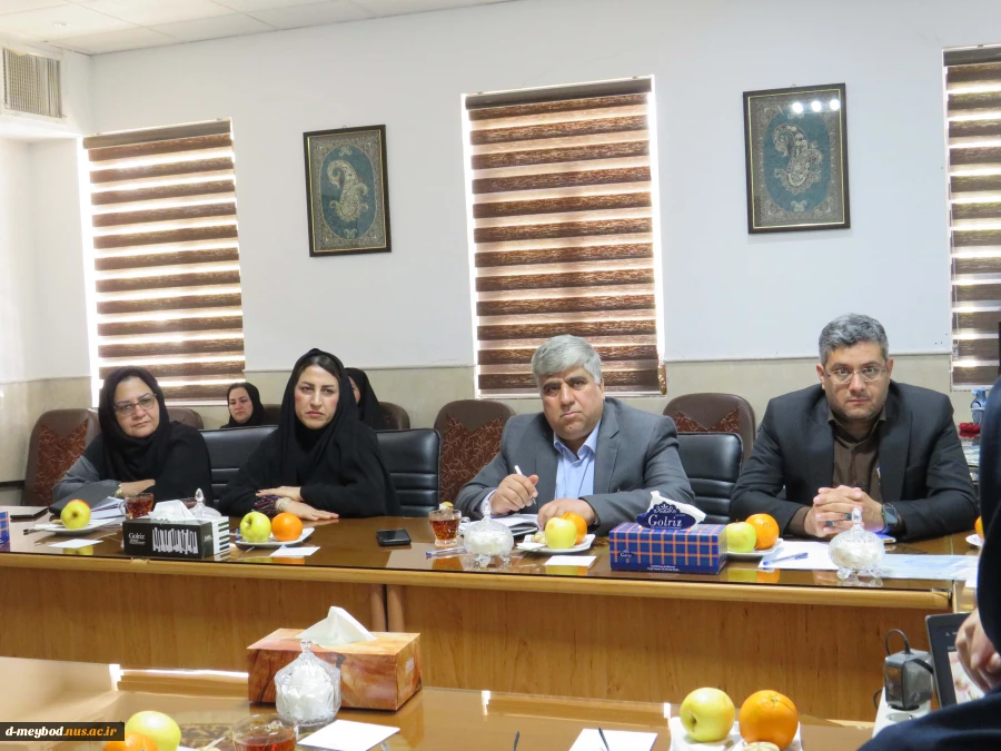 برگزاری جلسه معرفی وتعامل با مراکز مقطع متوسطه  در آموزشکده فنی دختران میبد 7