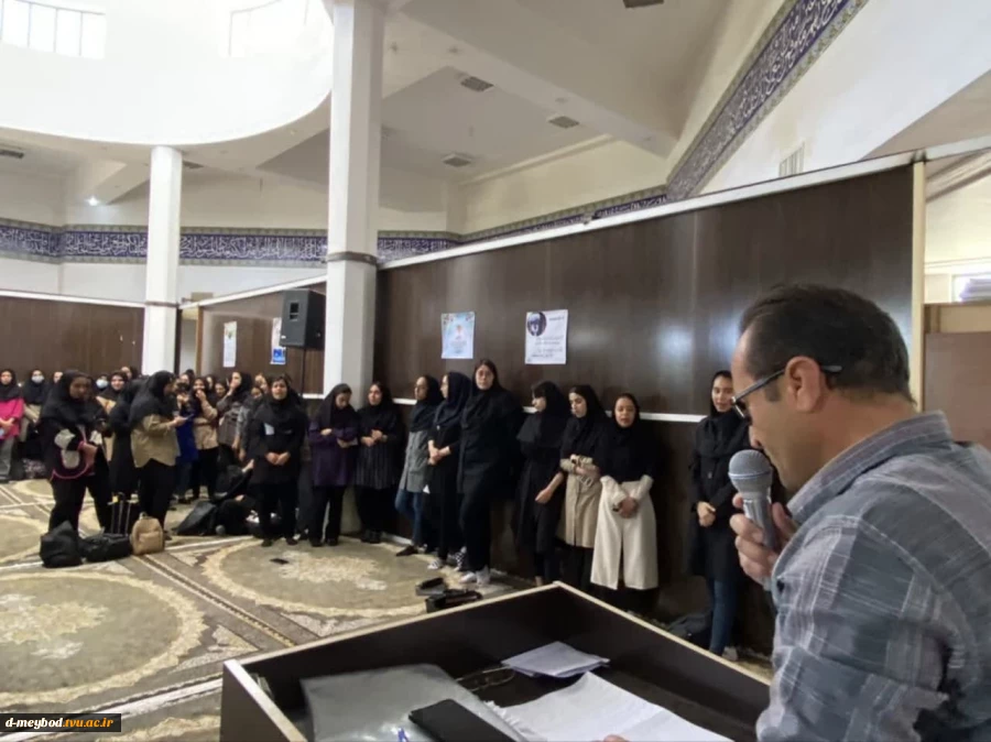 تجمع دانشجویان،اساتیدوکارکنان آموزشکده فنی دختران میبد در اعلام همبستگی با دانشگاهیان آمریکایی و اروپایی در حمایت از مردم مظلوم فلسطین 3