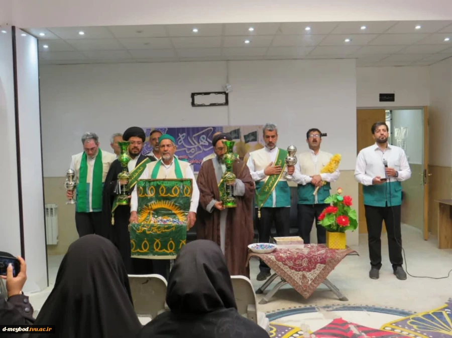 میزبانی خادمین امام خوبیها امام رضا (ع) در آموزشکده فنی دختران میبد 8