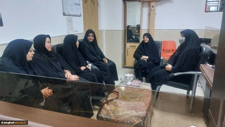 برگزاری جلسه واحد دانشجویی با سرپرستان خوابگاه شقایق واحد دختران میبد 4