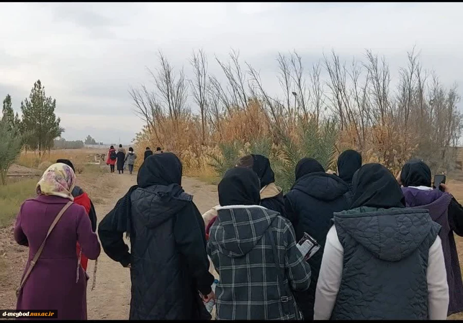 حضوردانشجویان آموزشکده ملی مهارت دختران میبد در همایش سوارکاری به مناسبت روز دانشجو 5