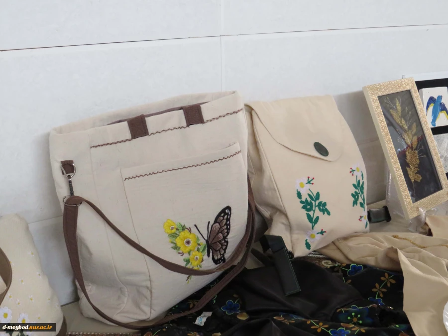 برگزاری مراسم آیین لفتتاح کارگاه سرامیک حضرت زهرا (س) در آموزشکده ملی مهارت دختران میبد 7