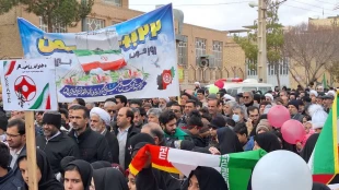 حضور پرشورکارمندان آموزشکده ملی مهارت دختران میبد در راهپیمایی ۲۲ بهمن ماه1403 21
