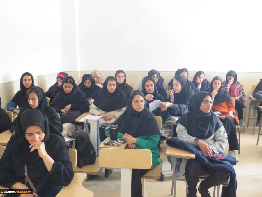 برگزاری کارگاه آموزشی متفکر خلاق 13