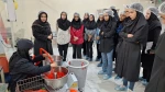 بازدید دانشجویان درس کارآفرینی رشته حسابداری از کارگاه تولید فرآورده‌های گوشتی ارگانیک ثریا فود
 5بازدید دانشجویان درس کارآفرینی رشته حسابداری از کارگاه تولید فرآورده‌های گوشتی ارگانیک ثریا فود
 6