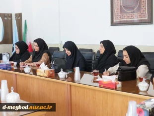 برگزاری جلسه با مدیران هنرستان در آموزشکده ملی مهارت دختران میبد 3
