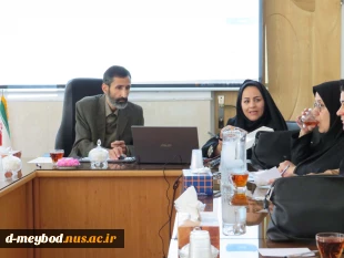 برگزاری جلسه با مدیران هنرستان در آموزشکده ملی مهارت دختران میبد 9