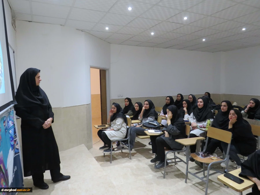 برگزاری نشست علمی، به مناسبت  دهه ی سرآمدی آموزشی،( توسعه ی فن آوری های راهبردی)
 2