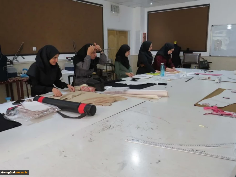 برگزاری کارگاه «پترن مجیک (حجم‌های جادویی)» به مناسبت دهه سرآمدی آموزشی
 7
