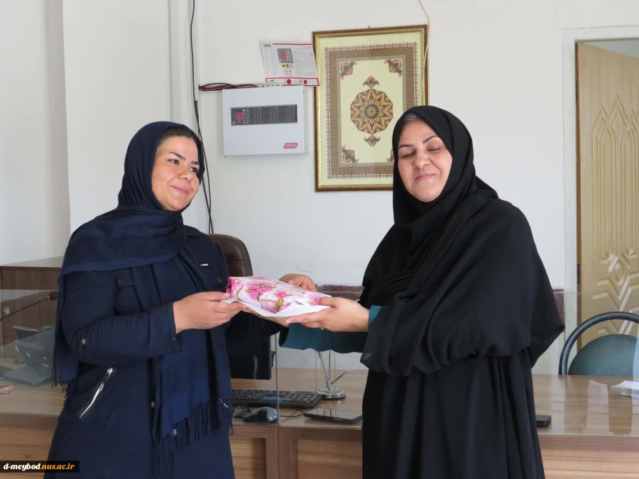 تقدیر از دانشجویان نمونه خوابگاهی وسرپرستها در هفته خوابگاهها 6