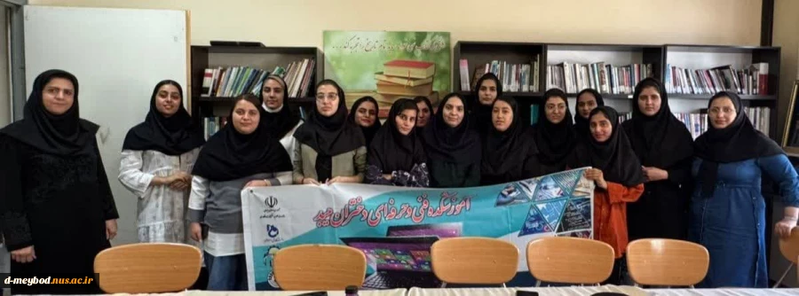 برگزاری  دومین کافه نوآوری در آموزشکده ملی مهارت دختران میبدـ 2