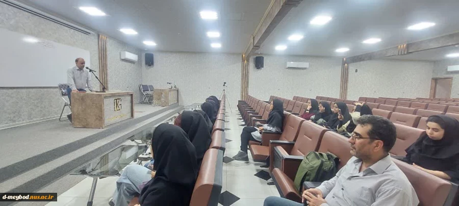 بازدید دانشجویان آموزشکده ملی مهارت از شرکت کاشی گلچین 6
