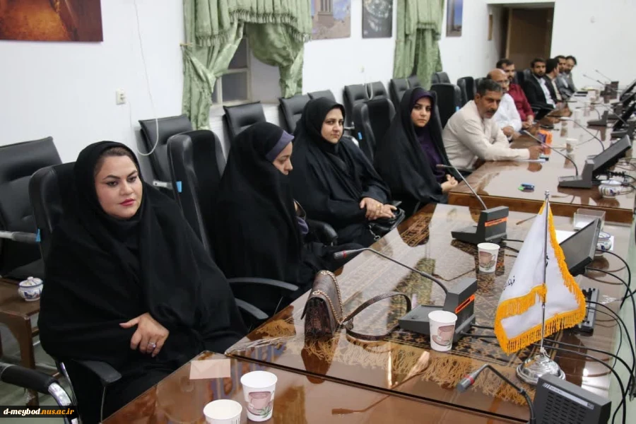 تقدیر از همکاران واحد روابط عمومی آموزشکده ملی مهارت دختران میبد 3