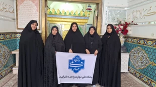 تجدید میثاق کارمندان آموزشکده ملی مهارت دختران میبد با مقام والای شهدا در هفته دفاع مقدس 11