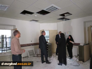 بازدید دکتر عمرانی نماینده نظارت استان از روند بازسازی خوابگاه دختران میبد 2