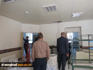 بازدید دکتر عمرانی نماینده نظارت استان از روند بازسازی خوابگاه دختران میبد 4