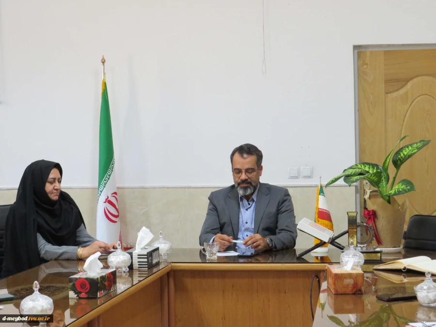 برگزاری جلسه شورای آموزشی در آموزشکده ملی مهارت دختران میبد 2