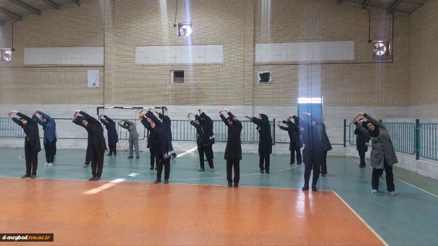 برگزاری مسابقات آمادگی جسمانی کارکنان آموزشکده ملی مهارت دختران میبدبه مناسبت هفته تربیت بدنی 5
