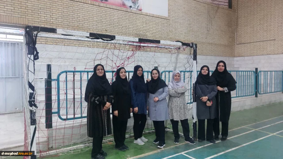 برگزاری مسابقات آمادگی جسمانی کارکنان آموزشکده ملی مهارت دختران میبدبه مناسبت هفته تربیت بدنی 6