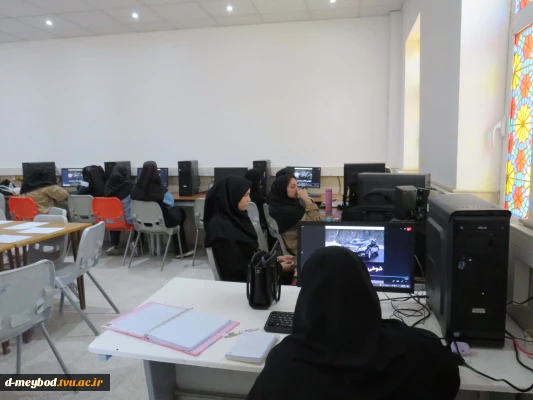 برگزاری نشست علمی ویژه دانشجویان گرافیک  درآموزشکده ملی مهارت دختران میبد