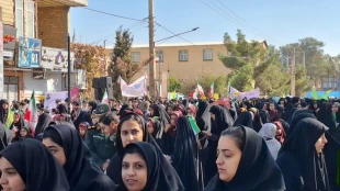 حضور پرشور کارمندان ودانشجویان آموزشکده ملی مهارت دختران میبد در راهپیمایی 13 آبان 4