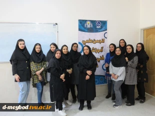 برگزاری نمایشگاه عکاسی در گرافیک در آموزشکده ملی مهارت دختران میبد 12