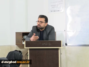 برگزاری جلسه کارآفرینی با حضور مهندس امامی فر در آموزشکده  دختران میبد 3