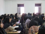 برگزاری جلسه کارآفرینی با حضور مهندس امامی فر در آموزشکده  دختران میبد 4