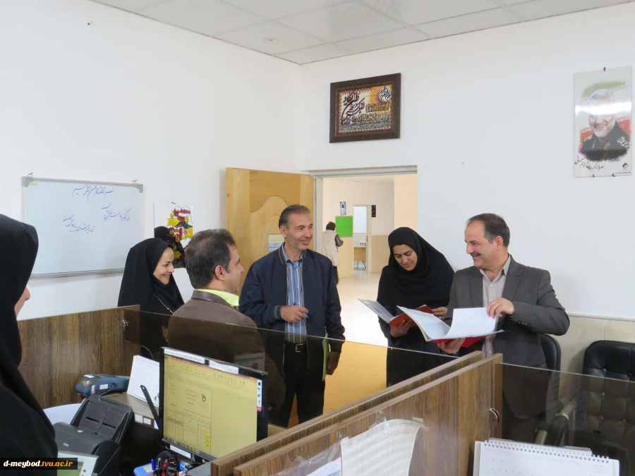 بازدید تیم نظارت و ارزیابی دانشگاه یزداز آموزشکده ملی مهارت دختران میبد 6