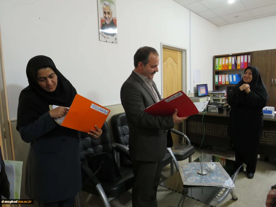 بازدید تیم نظارت و ارزیابی دانشگاه یزداز آموزشکده ملی مهارت دختران میبد 8